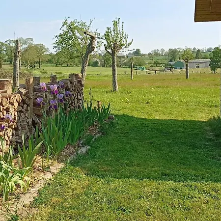Chalet Of The Apple Meadow Savigny-le-Vieux